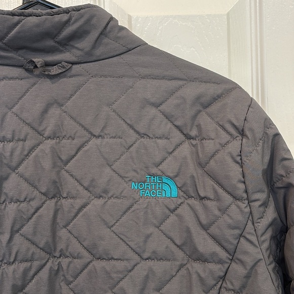 The North Face Quilted Jacket - Picture 5 of 7